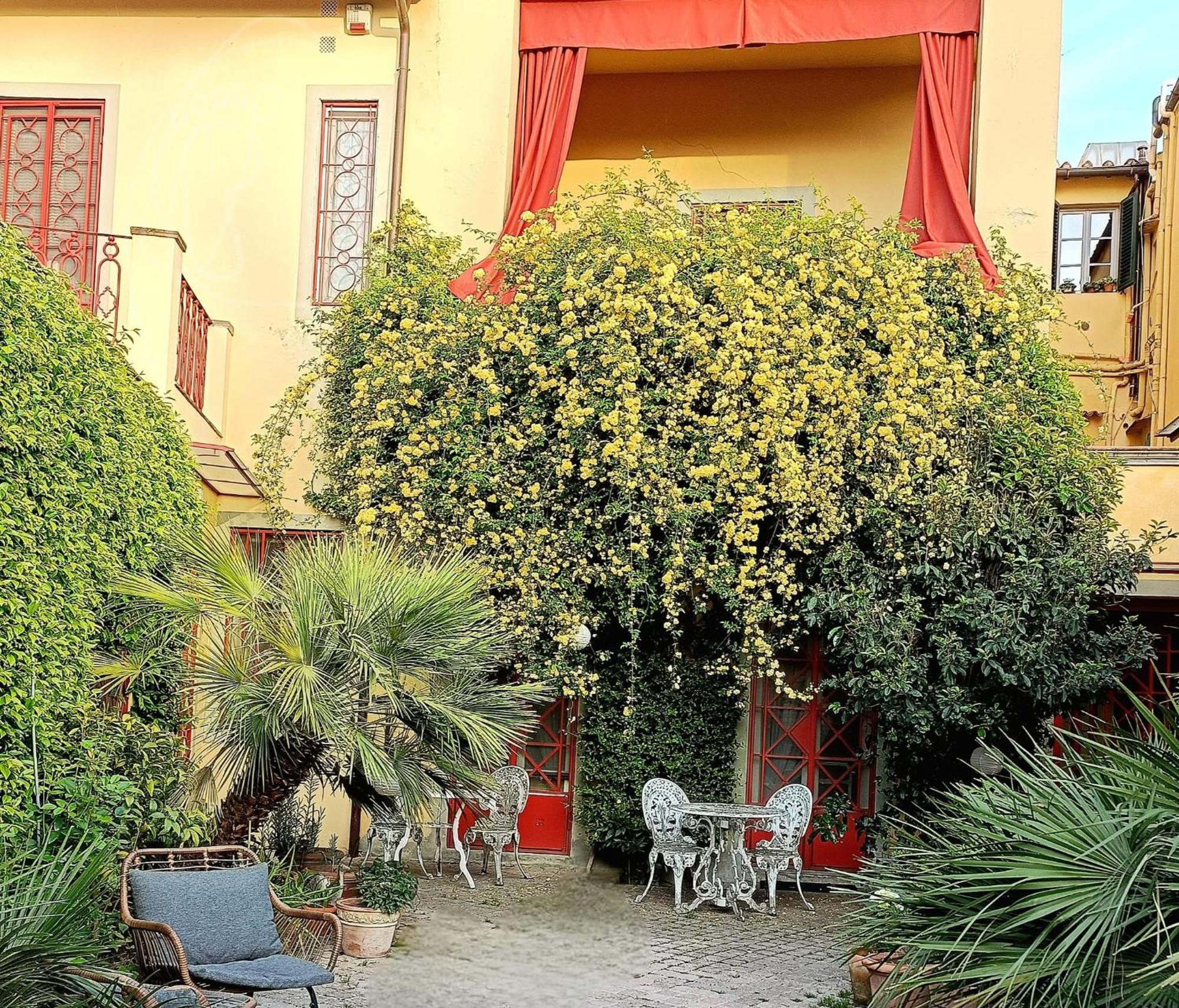 Drom Florence Rooms & Apartments ภายนอก รูปภาพ